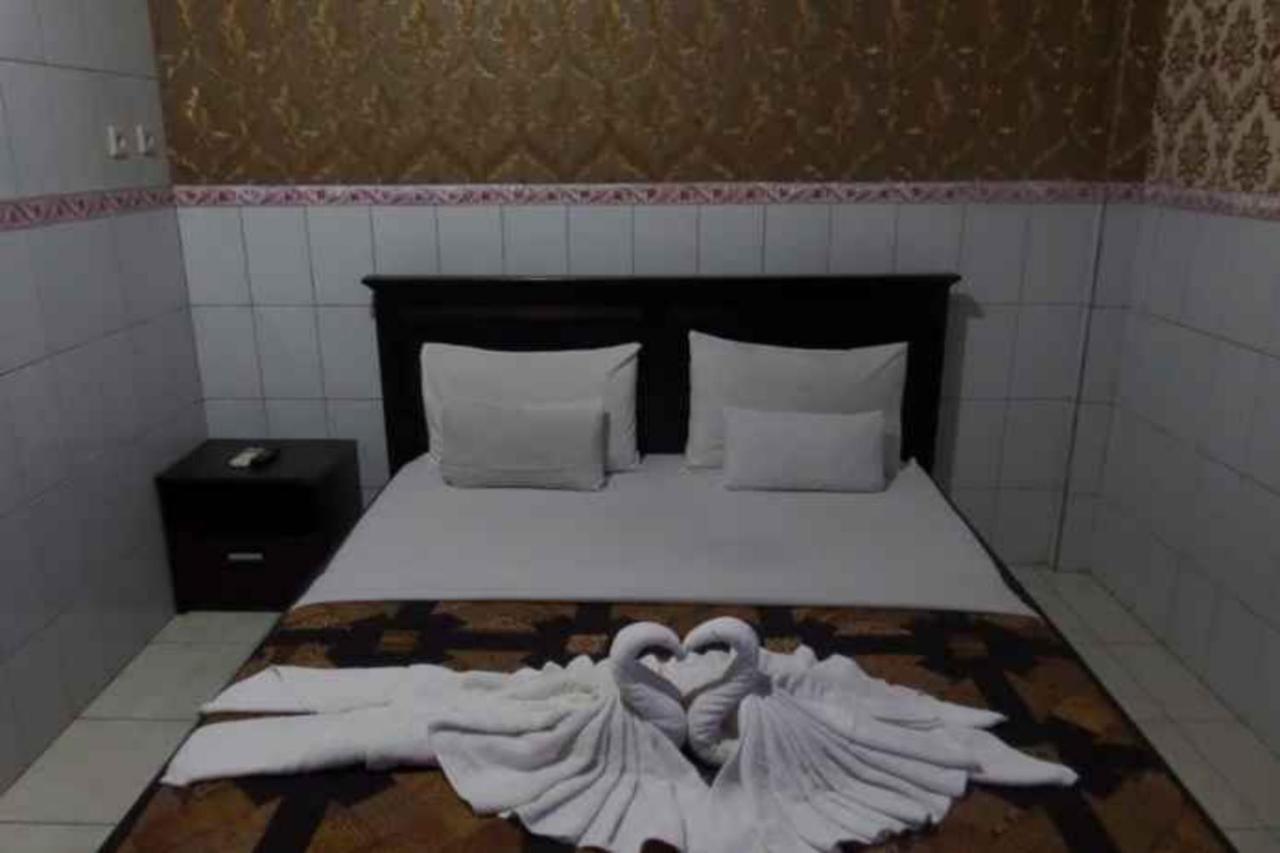 Vaccinated Staff - Oyo 3523 Gong Corner Homestay กูตา ภายนอก รูปภาพ