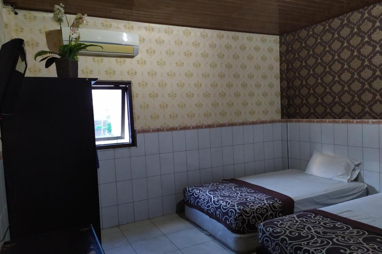 Vaccinated Staff - Oyo 3523 Gong Corner Homestay กูตา ภายนอก รูปภาพ