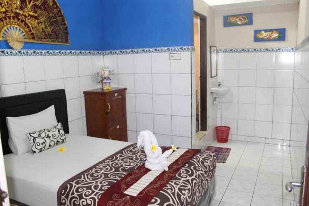 Vaccinated Staff - Oyo 3523 Gong Corner Homestay กูตา ภายนอก รูปภาพ